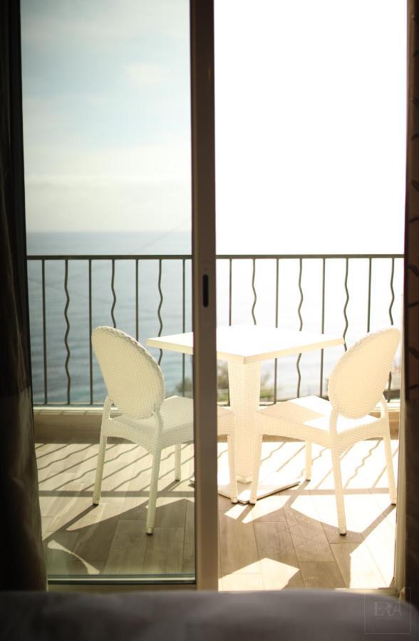 Hotel Calavita Rooftop & Spa San-Martino-di-Lota Екстер'єр фото